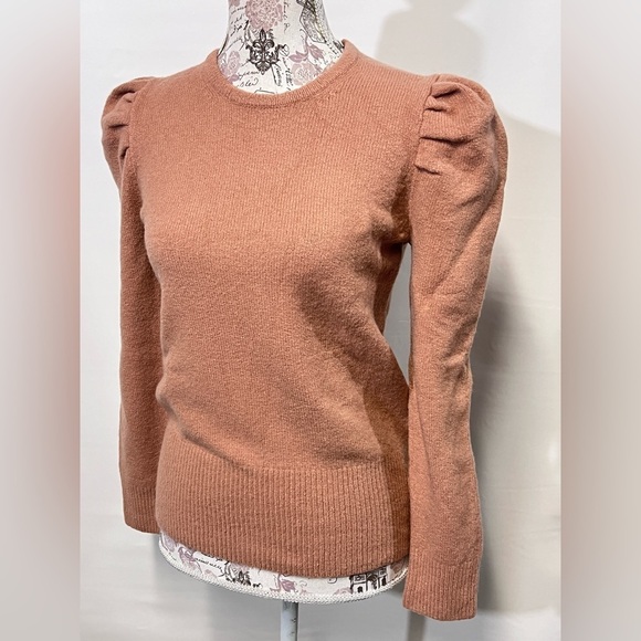 LARK & RO Soft Tan puff sleeve sweater size M - Picture 2 of 13